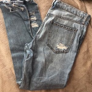 BDG ripped up light wash jeans